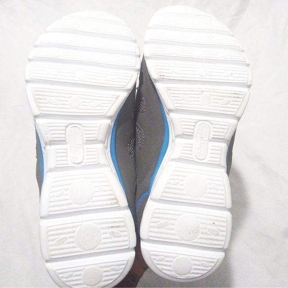 2big4me ☹️ Champion Kid's Athletic Running Shoes 👟 - Picture 7 of 10